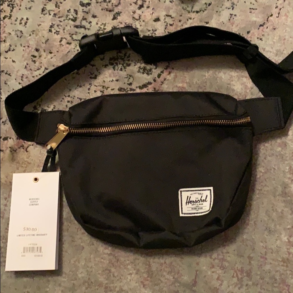 Herschel NWT Fifteen fanny pack